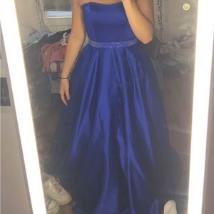 Blue Sherri hill prom dress never worn PLEASE BUY!!!!